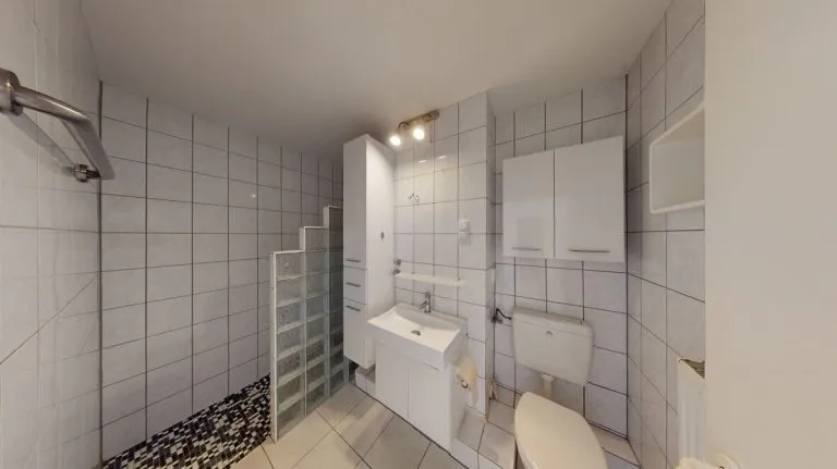 Immobilienangebot - Braunschweig - Alle - Gepflegte drei-Zimmer-Wohnung mit Balkon und Stellplatz inklusive!
