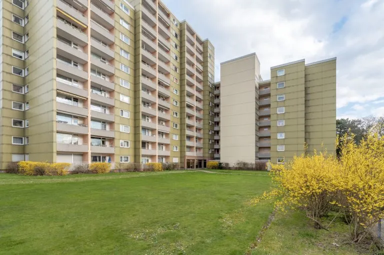 Immobilienangebot - Braunschweig - Alle - Gepflegte 2-Zimmer-Wohnung mit Weitblick in Braunschweig!